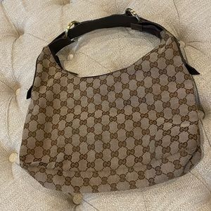 SOLD!!! Hobo Style Bag Gucci Like